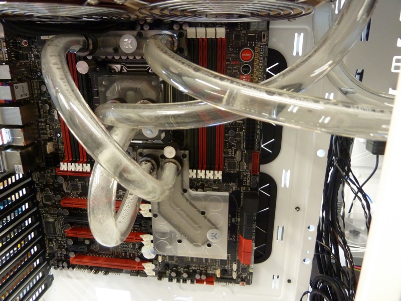 CM Storm Styker Custom Water Cooling Loop