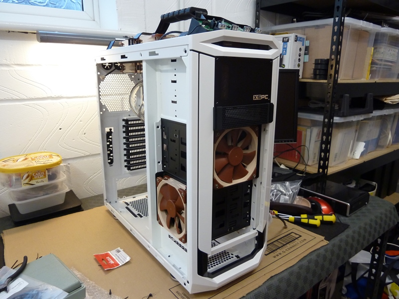 CM Storm Stryker Drive Cage