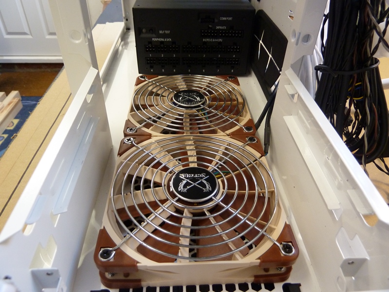 Noctua NF-F12 PWM