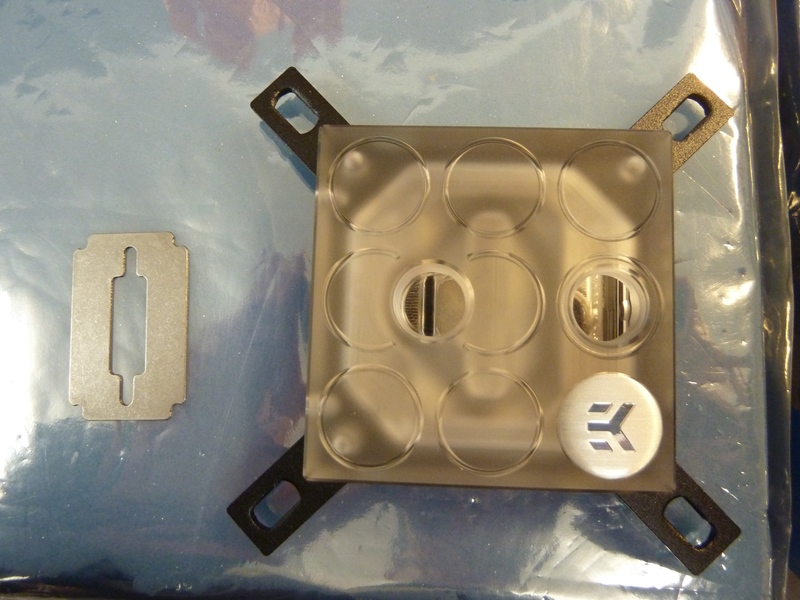 EK-Supremacy - EK-FB KIT CSQ RE4 - Nickel/Plexi