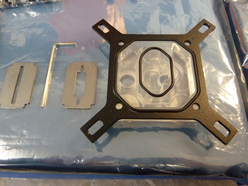 EK-Supremacy - EK-FB KIT CSQ RE4 - Nickel/Plexi