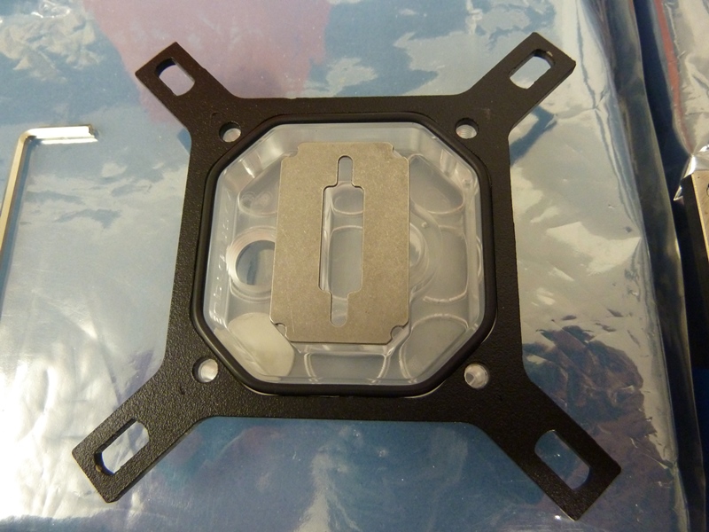 EK-Supremacy - EK-FB KIT CSQ RE4 - Nickel/Plexi