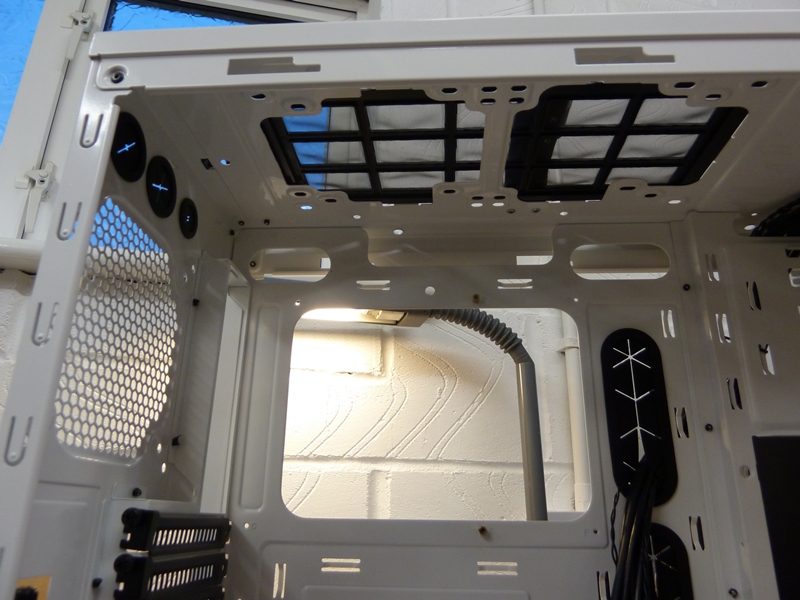 CM Storm Stryker Case Modification